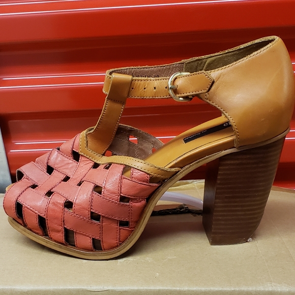 Leather sandal - Picture 4 of 5